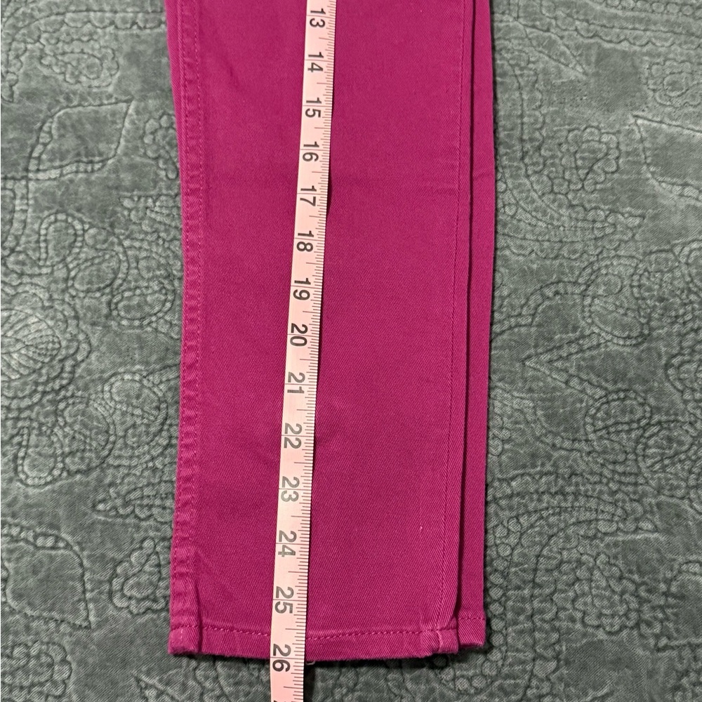 Levi's Women's Fuchsia Skinny Jeans - Picture 4 of 5